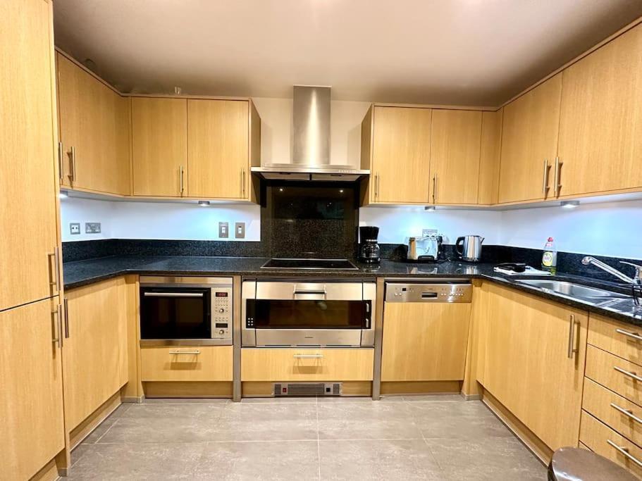 Stunning 2 Bed Thames River View - Central לונדון מראה חיצוני תמונה